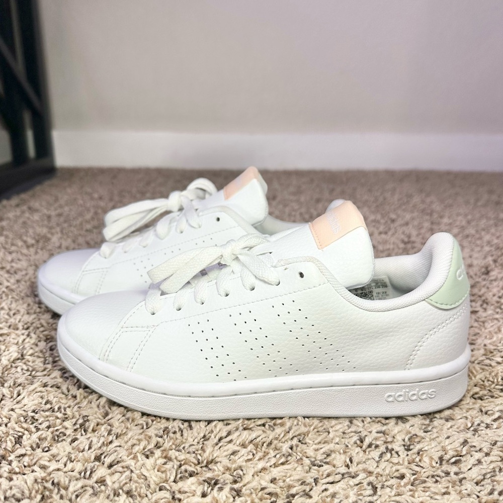Adidas Advantage Sneaker HR0321 White Cream Green Women's Size 6
